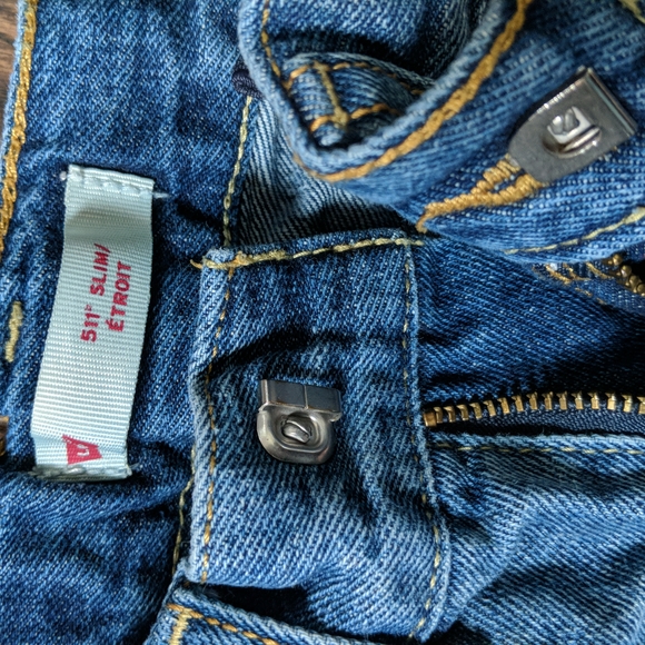 Levi's 511 Slim Distressed Denim Jean Shorts Size 6 - Picture 2 of 4